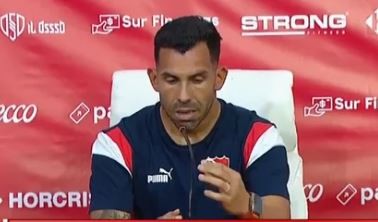 Tevez, “caliente” con el arbitraje tras el empate ante Barracas: “Nos cagaron" | Deportes