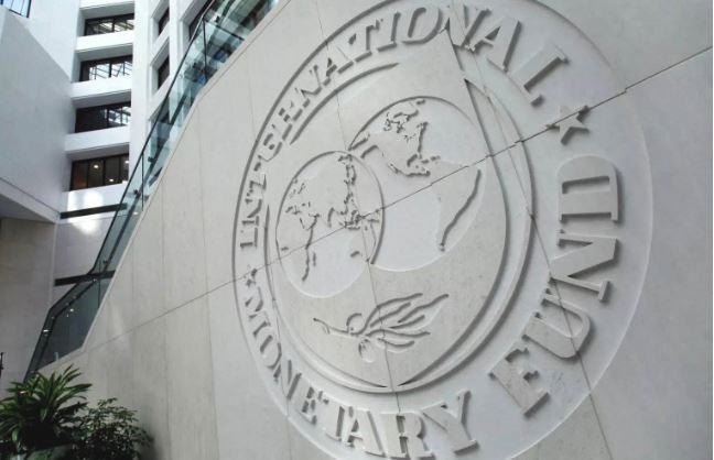 El FMI reclama a la Argentina que aumente la ayuda social | Política y Economía