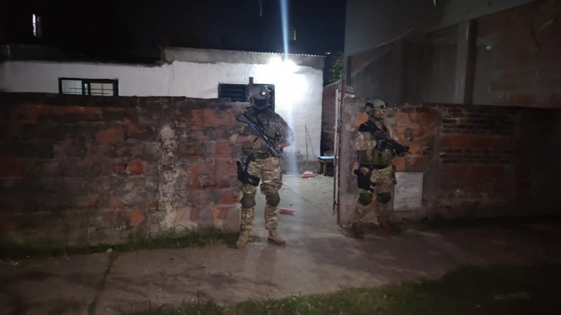 Asesinato del playero: dos personas demoradas por supuesta participación en el crimen | Rosario y la región