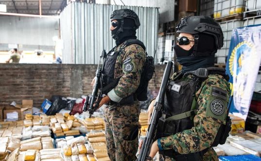 Expertos aseguran que al narcotráfico se lo golpea controlando en los puertos antes que en las fronteras | Información General