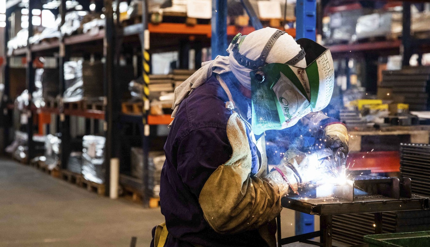 Otro signo de la recesión: el uso de la capacidad instalada de la industria fue del 54,6% en enero | Política y Economía