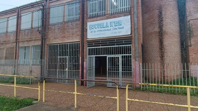 Hallaron una bala en un aula de un colegio de Rosario | Rosario y la región