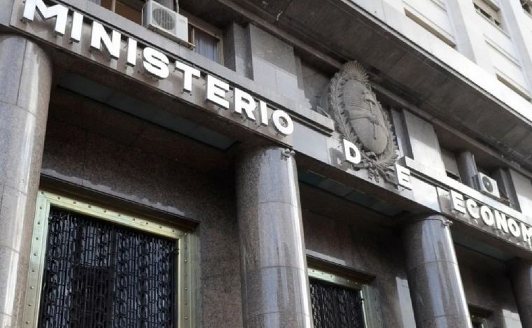 La deuda pública aumentó más de US$5.200 millones en febrero | Política y Economía