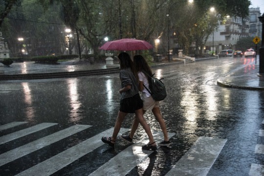 El clima en Rosario: alerta amarillo por tormentas hasta la noche | Rosario y la región