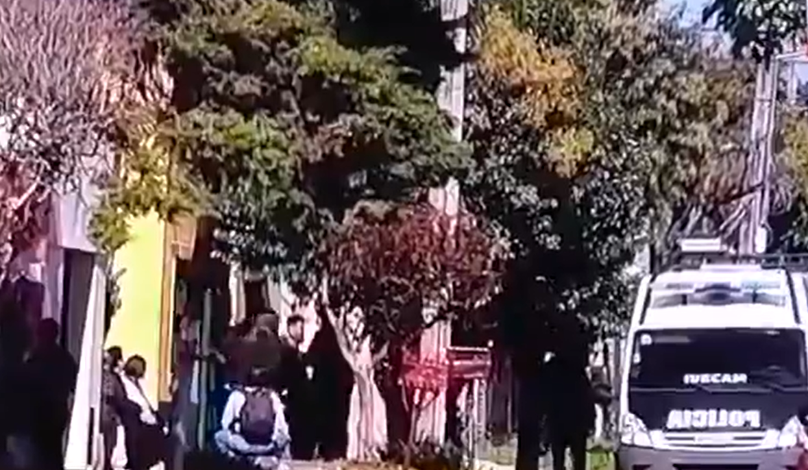 Entraron a robar en la casa de un matrimonio de jubilados y mataron a golpes al hombre de 81 años | Información General