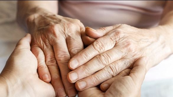 Tiene Parkinson y le robaron el equipo que necesita para monitorear un implante cerebral | Política y Economía