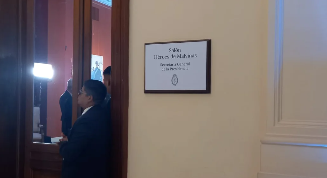 Casa Rosada: el "Salón de los Pueblos Originarios" pasó a llamarse "Héroes de Malvinas" | Política y Economía