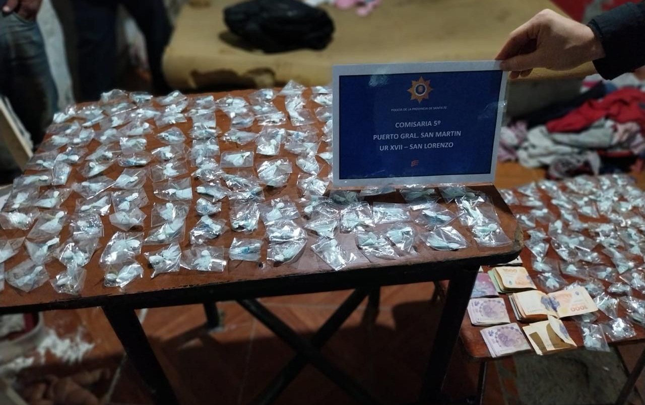 Dos mujeres con 200 dosis de cocaína detenidas en Puerto San Martín | Rosario y la región