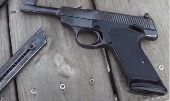 Alarma en Flores: un nene de 6 años llevó una pistola cargada a la escuela | Información General