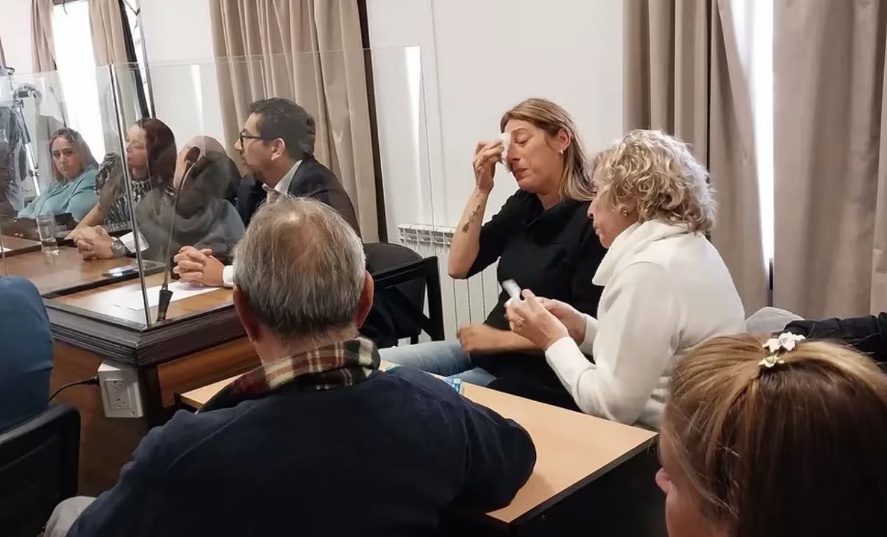 Condenaron a prisión perpetua a los acusados por el crimen de un secretario de Cristina | Información General