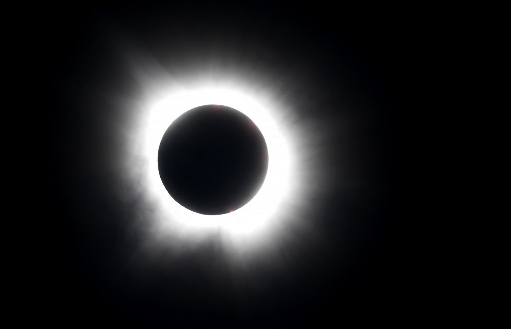 El eclipse total de sol deslumbra a millones de personas en Norteamérica | Internacionales