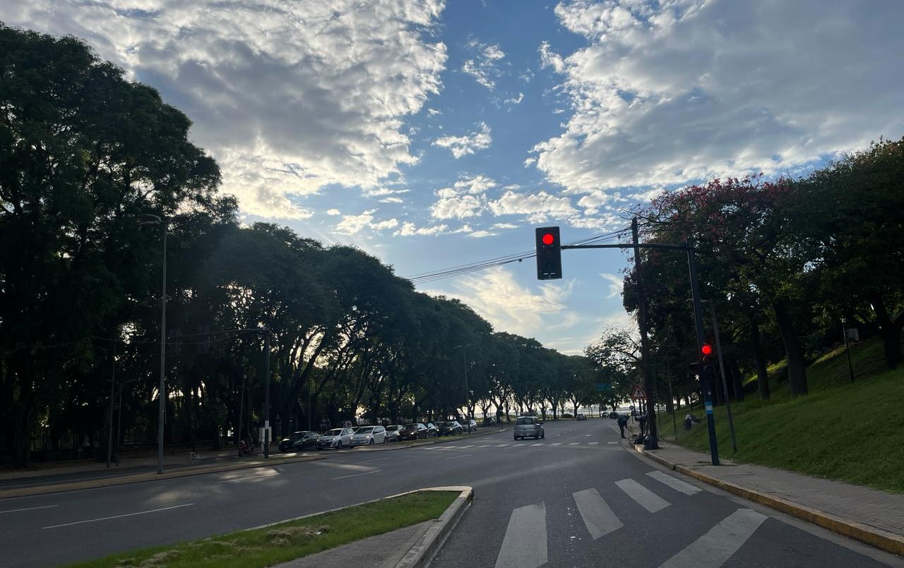 Jueves muy fresco con algunas nubes en Rosario | Rosario y la región