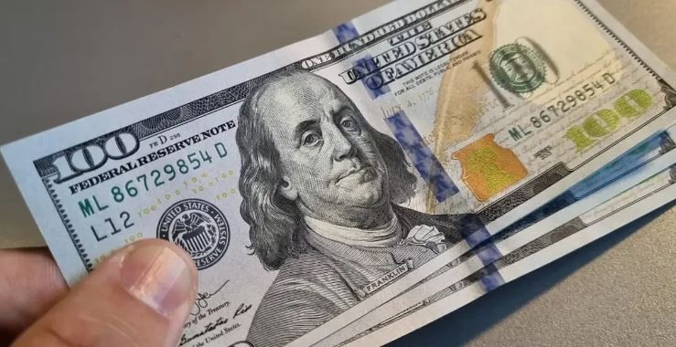 Los dólares financieros subieron levemente tras la nueva baja de tasas del BCRA | Política y Economía