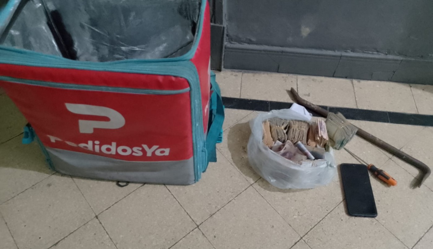 Fue a robar a un super con una caja de "delivery", lo detuvieron | Rosario y la región