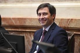 Un senador del PRO pidió que analicen no pagarle el polémico aumento: si lo cobra, lo donará | Política y Economía