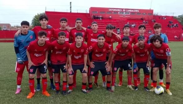 Dolor en el Ascenso: murió un juvenil de Cambaceres de 16 años tras descompensarse en un partido | Deportes