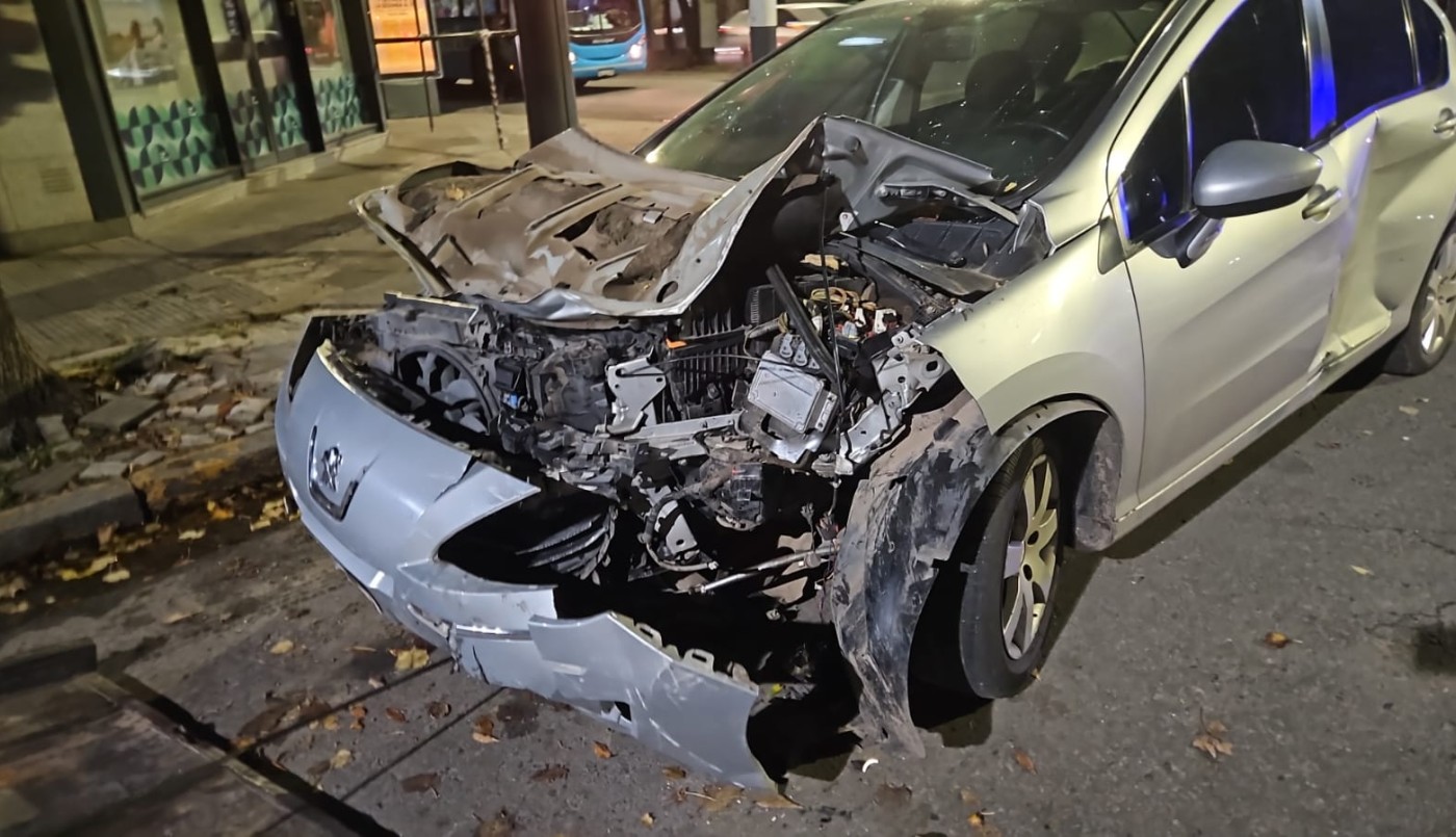 Impactante choque cerca de la Terminal de Ómnibus | Rosario y la región