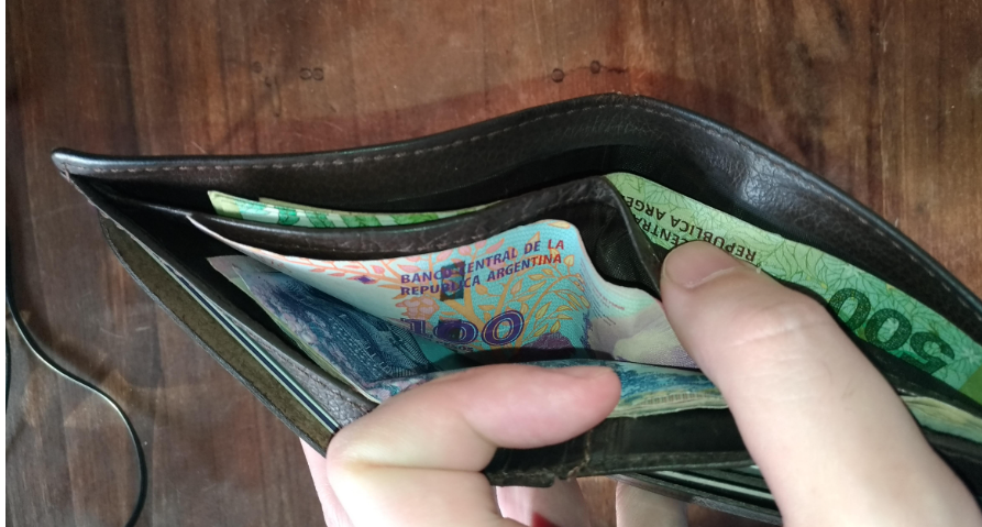 Bolsillos flacos: el consumo cayó un 3,8% interanual en marzo | Política y Economía