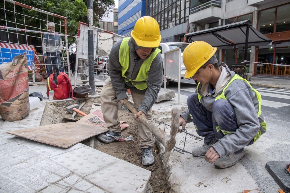 Avanza la reconstrucción de veredas en el centro rosarino | Rosario y la región