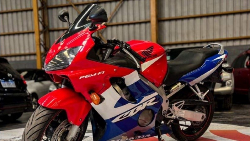 Detuvieron a un hombre que intentó vender la llave de una moto subastada | Información General