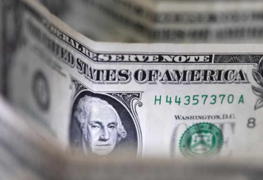 El dólar, tas las declaraciones de Caputo: el blue bajó cinco pesos y los financieros subieron levemente | Política y Economía