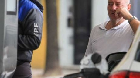 Pese a la contención del Gobierno, la nafta y el gasoil volvieron a subir sus precios | Información General