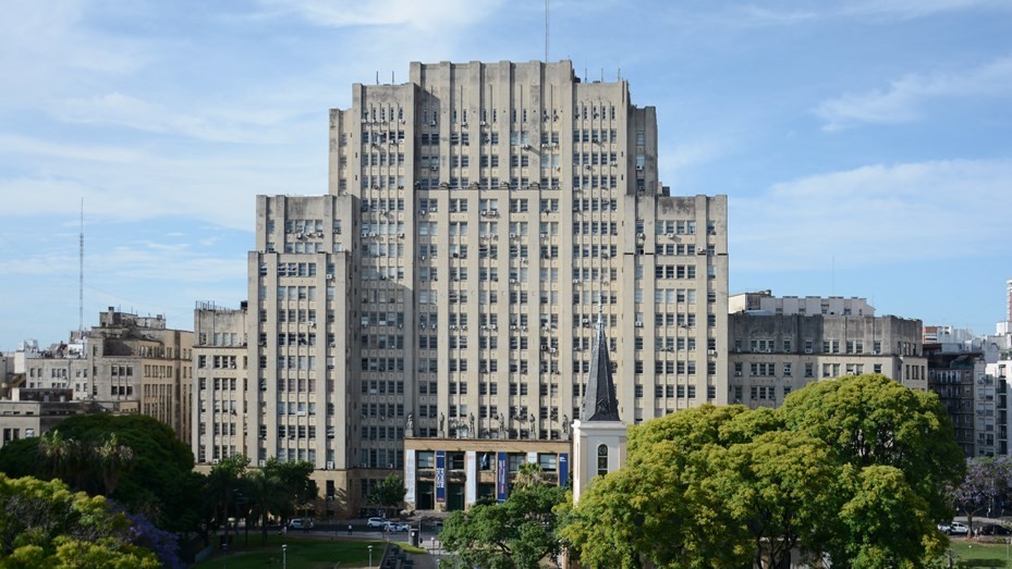 Lapidario informe sobre la salud en la Argentina calificó de "zombie" al Ministerio de Salud | Internacionales