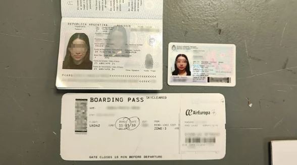 La PSA detuvo en el Aeropuerto de Ezeiza a dos jóvenes con pasaportes falsos | Información General
