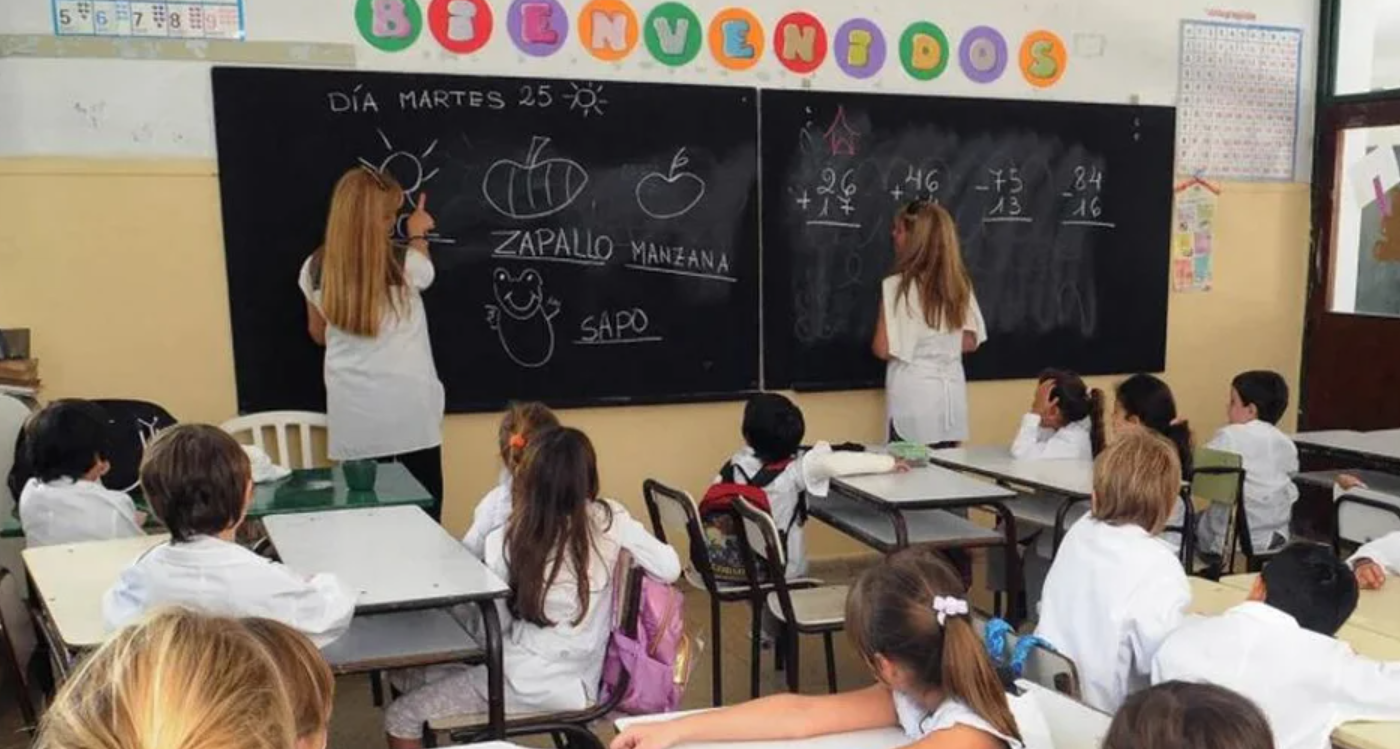 El gobierno porteño descontará el día a docentes que adhieran al paro | Política y Economía