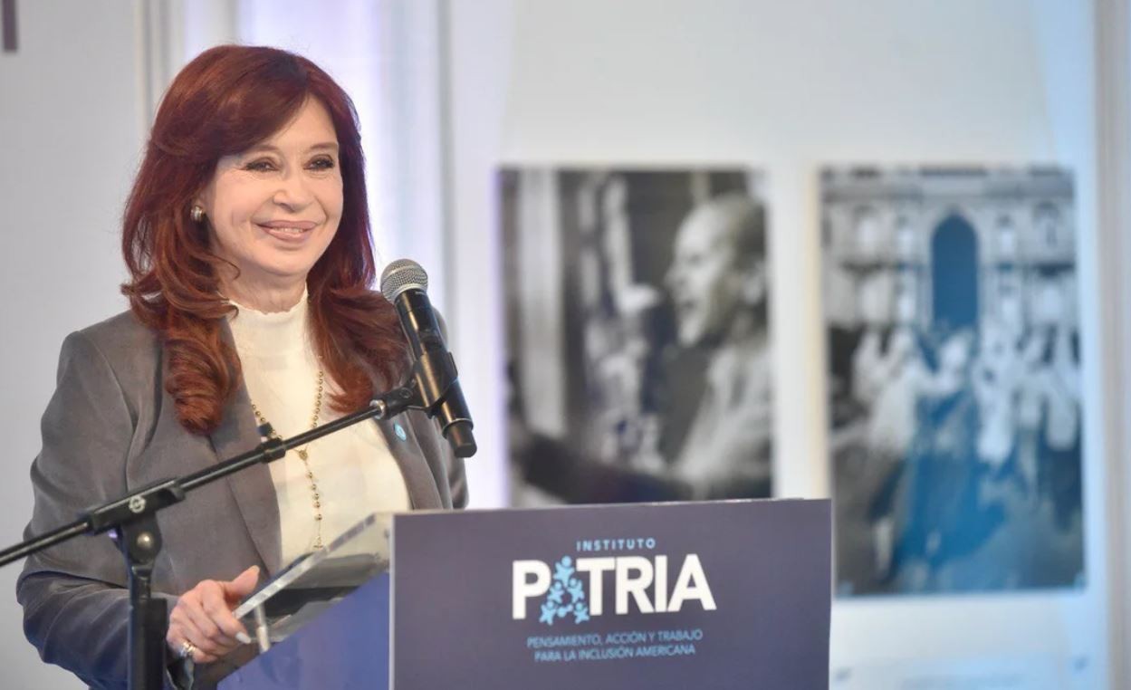 Cristina apuntó a Milei y comparó al Gobierno con la dictadura: "No es inédito" | Política y Economía