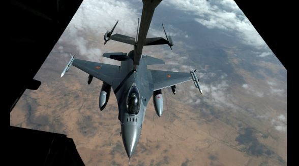 “Bazar de armas": Milei va por más aviones, helicópteros, tanques y submarinos | Información General