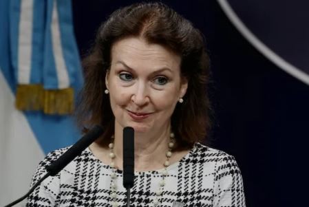 Milei ironizó sobre la crisis con España: "Mondino me va a pedir horas extras" | Política y Economía