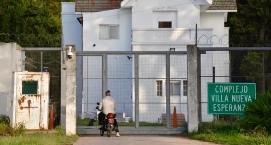 Se fugaron ocho adolescentes de un instituto de menores en La Plata | Información General