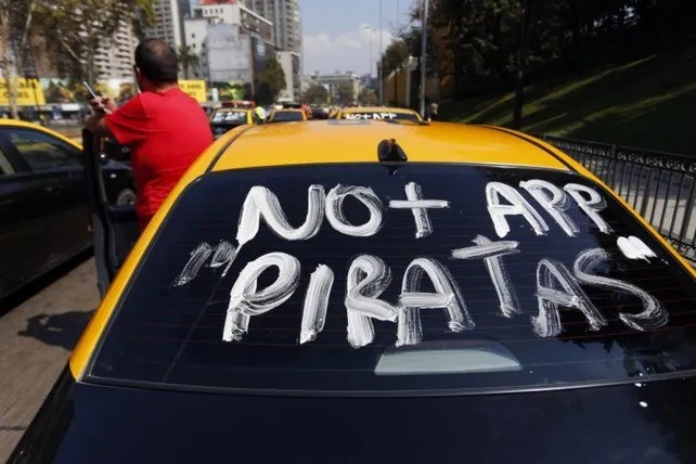 “Tarifa variable”: Taxistas rechazan la propuesta y piden un aumento del 50 por ciento | Rosario y la región