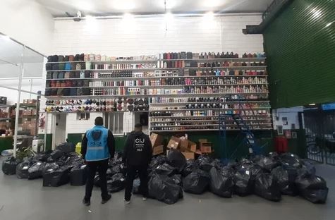 Secuestraron más de 2.300 termos potencialmente tóxicos que estaban a la venta | Información General