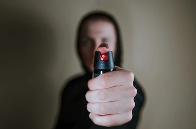 Detenido por violencia de género: golpeó y roció con gas pimienta a su ex pareja | Rosario y la región