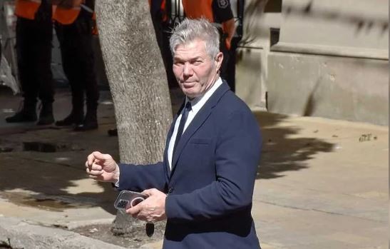 Burlando se suma al equipo que patrocina a la familia de Loan | Información General