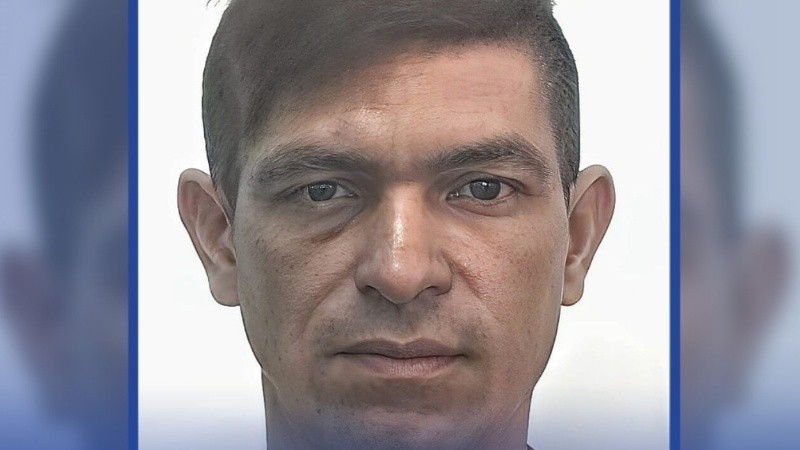 Ramón Rafael Muñiz Molina es intensamente buscado por el crimen en Vía Honda | Rosario y la región