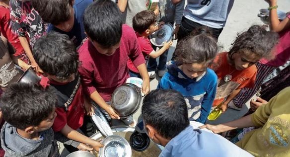 Se come menos pan, lácteos y carnes | Economía y negocios