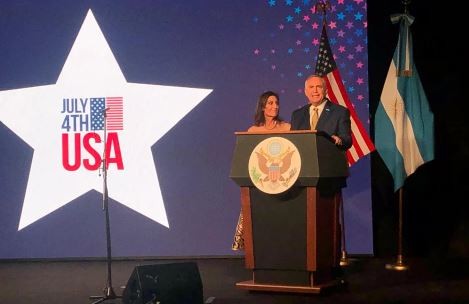 El embajador Stanley celebró "por Argentina y por Messi" en el acto del Día de la Independencia estadounidense | Política