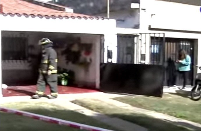 Una mujer falleció tras incendiarse con una garrafa que manipuló | Rosario y la región