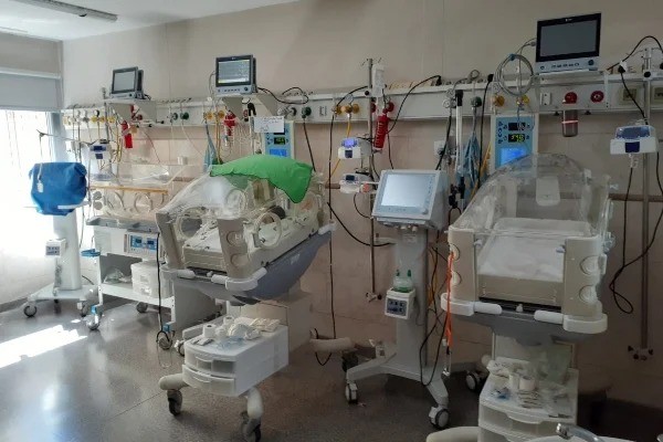 Atacó a golpes a su pareja embarazada y la beba nació prematura | Rosario y la región