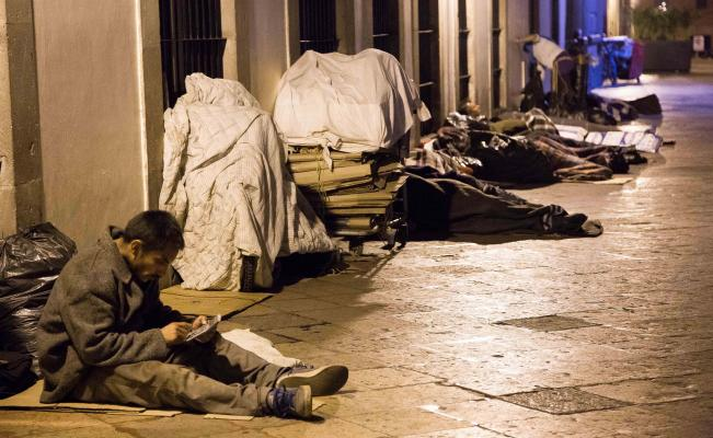 Dormir en la calle con frío: más de 800 personas en situación de calle sufren el alerta roja | Rosario y la región