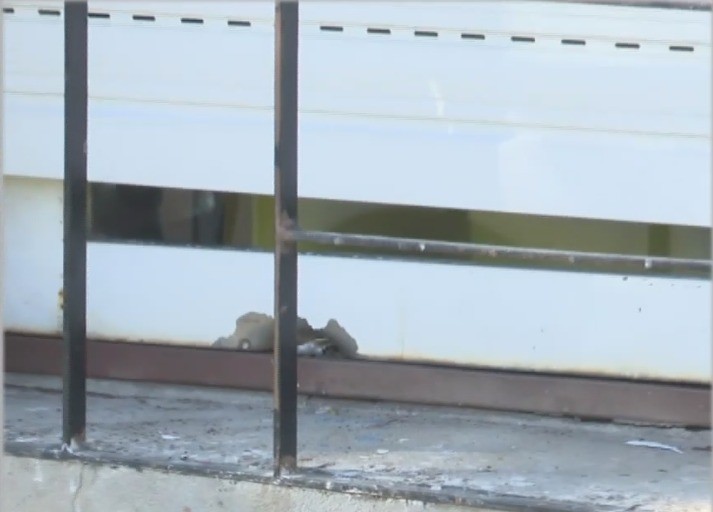 Balearon la casa de una anciana en Empalme Granaderos | Rosario y la región