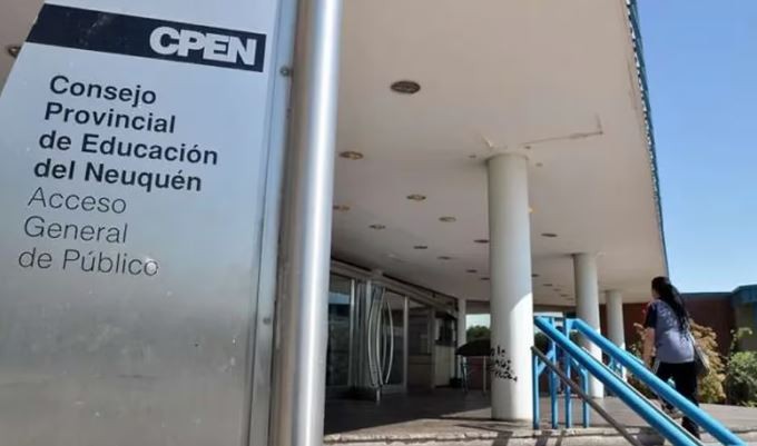 Neuquén: investigan a un psicólogo por hacer más de 800 certificados falsos para trabajadores estatales | Información General