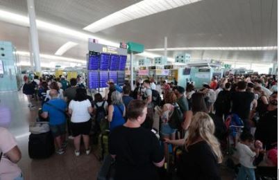 Caos informático mundial por la caída de los servicios de Microsoft | Información General