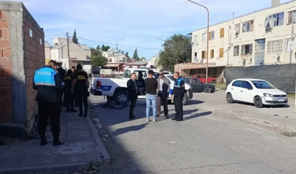 Expolicía terminó apuñalado tras pedir que bajen el volumen de la música | Información General