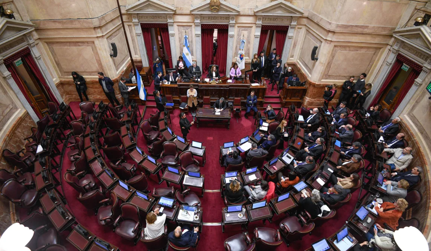 El Gobierno envió al Congreso el DNU que asigna $ 100.000 millones a la SIDE | Política y Economía