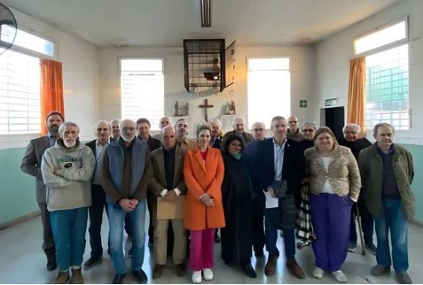 Apareció la foto de la visita de diputados a represores en Ezeiza | Política y Economía