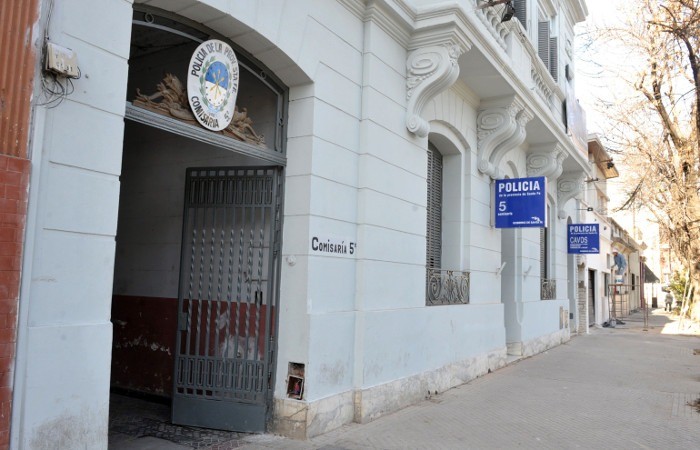 Fue denunciado por abuso sexual, secuestro a su hija y días después se entregó a la Policía | Rosario y la región